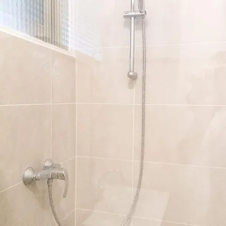 Big 2 Classified, Nation Charming Place Apartment
